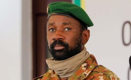 Le Colonel Assimi Goita, l'homme qui veut diriger le Mali durant les cinq prochaines années, après avoir passé 18 mois au pouvoir.